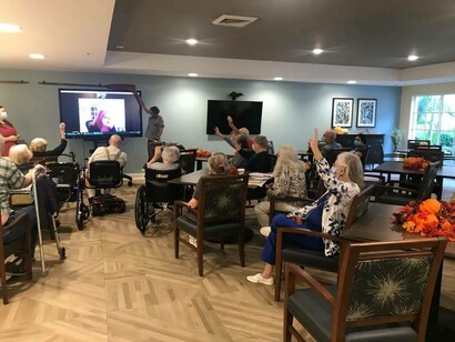 Wowzitude live-stream with members