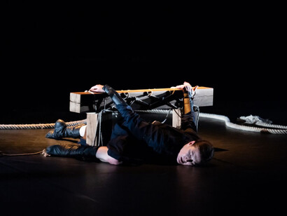 For Gods only, Sacre #3. Avec l'aimable autorisation du Les Théâ Tres