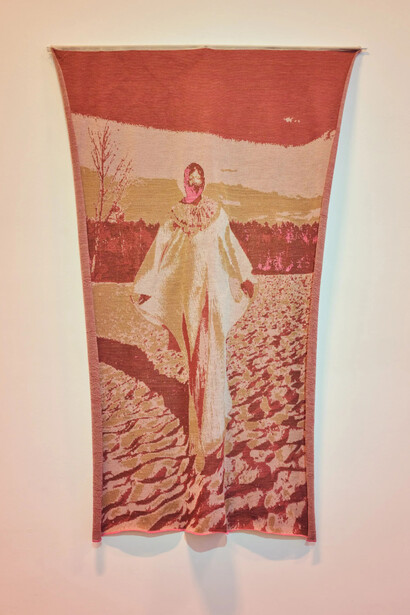 Damien Ajavon, Threads of becoming: shifting matter and form in translation, ausstellungsansicht. Mit freundlicher genehmigung des Museums für Kunst und Gewerbe Hamburg