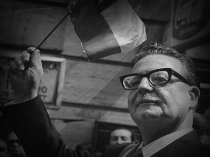 Salvador Allende Gossens​​ fue un médico cirujano y político socialista chileno