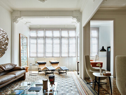 Restauración de un piso modernista en el ensanche (Barcelona). Salón.
Autor: Estudio Vilablanch. Foto: Eugeni Pons
