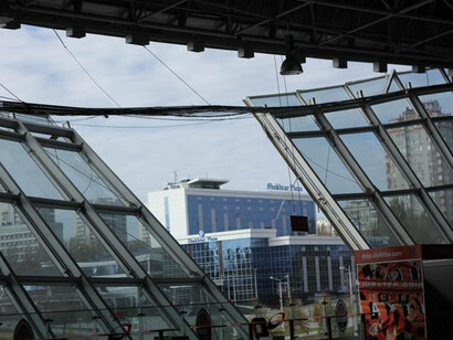 O primeiro bombardeio a Donbass Arena aconteceu em 2014 e a cidade de Donetsk vive nesses 10 anos um clima de guerra desde então