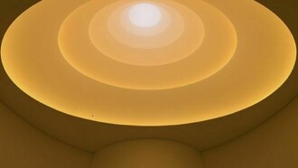 James Turrell, Aten Reign, 2013, Daylight and LED light, dimensions variable © James Turrell, Solomon R. Guggenheim Museum, New York. Photo: David Heald © Solomon R. Guggenheim Foundation, New York