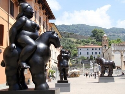 Pietrasanta, scultures of Fernando Botero