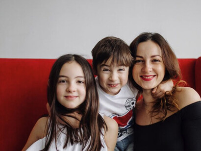 En el Perú, 8 de cada 10 mujeres tienen hijos, son solteras y el 32% de los hogares están liderados por mujeres