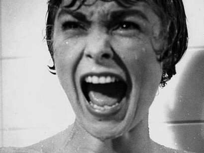 Janet Leigh experimenta el pánico en "Psicosis" (1960), de Alfred Hitchcock