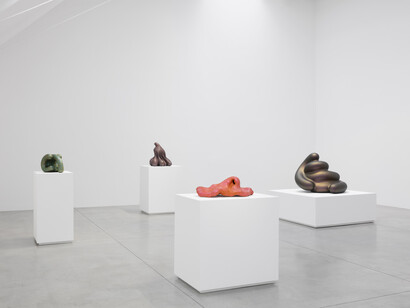 Ken Price, exhibition view. Courtesy of Lisson Gallery