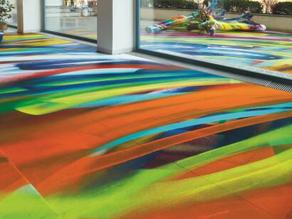 Katharina Grosse: Wunderbild, 2018, National Gallery in Prague, acrylic on fabric © Katharina Grosse and VG Bild-Kunst Bonn; commissioned by National Gallery in Prague; courtesy of Galerie nächst St. Stephan; Gagosian and König Gallery
