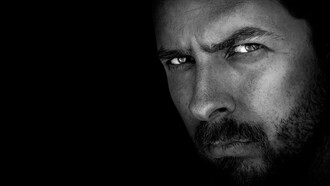 La voz era inconfundible, parecía que llegaba del pasado sin haberse modificado