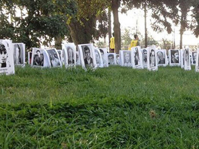 Esperamos que los gobernantes asuman, por fin, su responsabilidad de arrojar luz sobre la historia del país. Villa Grimaldi. Rostros de detenidos desaparecidos víctimas del terrorismo de Estado durante la dictadura de Pinochet, Santiago, Chile