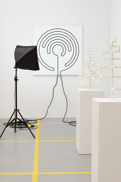 Jacob Dahlgren, Retrospektiv kommersiell: live in your head, exhibition view. Courtesy of Andréhn-Schiptjenko 