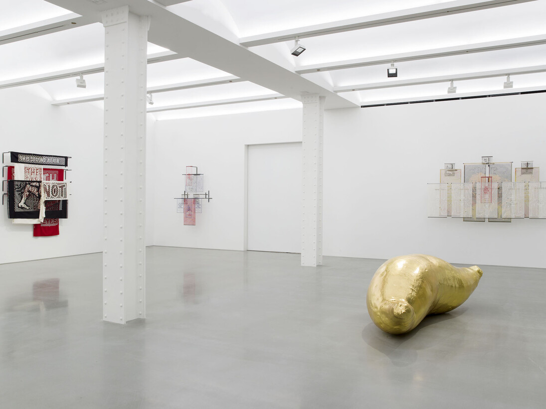 Iván Argote, Exhibition view. Courtesy of Galerie Perrotin 