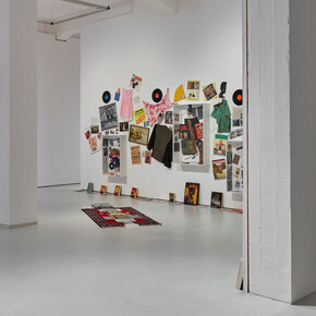 Various artists, Frozen mirrors, exhibition view. Courtesy of KAI 10 | Arthena Foundation