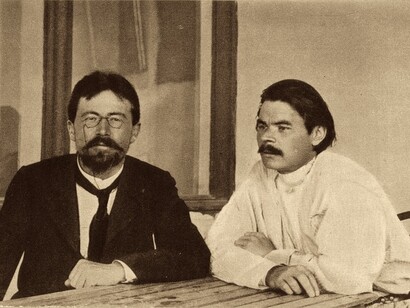 Con máximo Gorki en Yalta (1900)