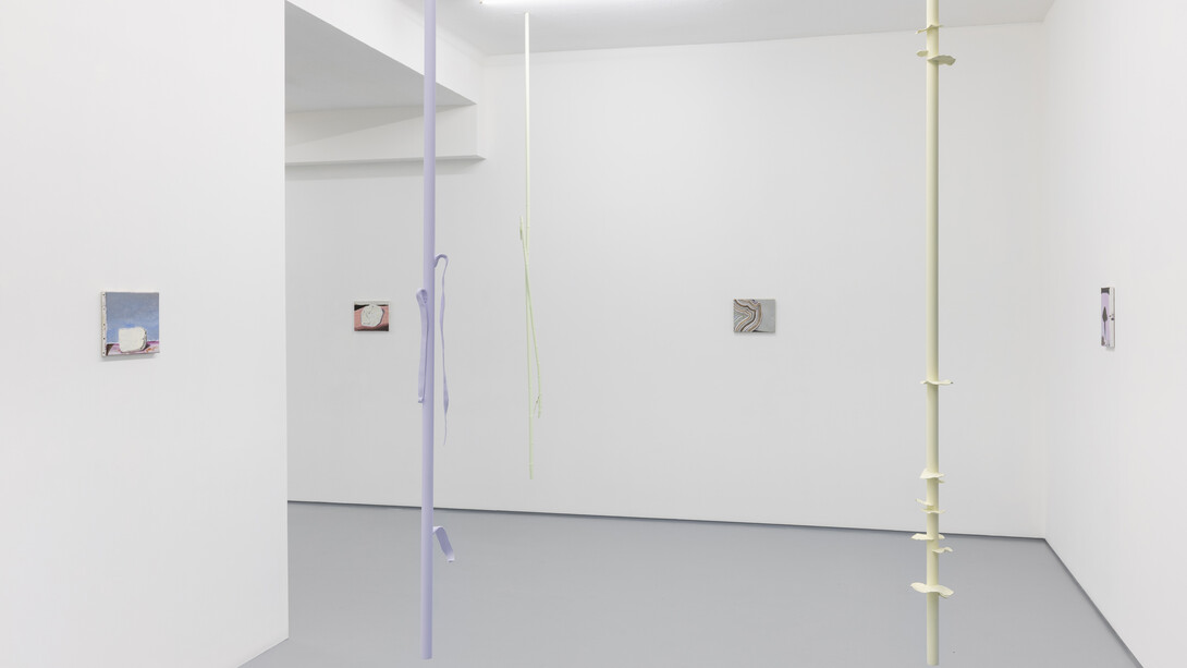 Tiago Baptista, The weeping rock, vista da exposição. Cortesia de 3+1 Contemporary Art