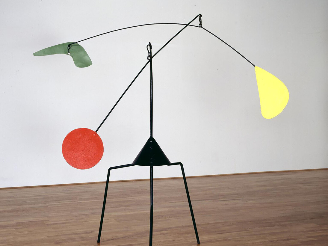 Alexander Calder, Untitled, 1937, Steel, 228 x 203 x 260 cm, © Calder Foundation, New York / DACS London