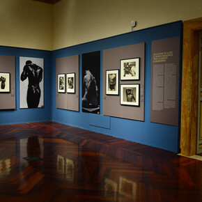George Hoyningen-Huene, Arte. Moda. Cinema, vista della mostra. Cortesia di Anna Defrancesco