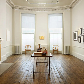 Various artists, Put 'em up! Exhibition view. Courtesy of Tristan Hoare Gallery