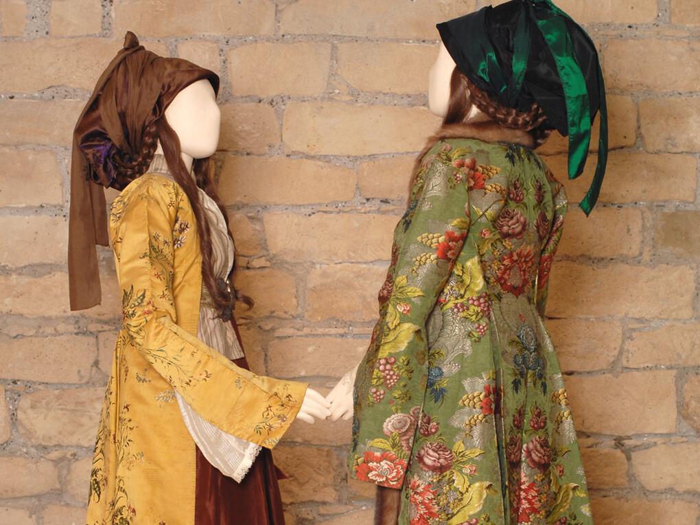 Costumes of Sifnos (detail), Cyclades, 18th century. Peloponnesian Folklore Foundation, Nafplion