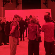 Alfredo Jaar, La fin du monde, vernissage de l’exposition. Avec l’aimable autorisation de La Patinoire Royale Bach