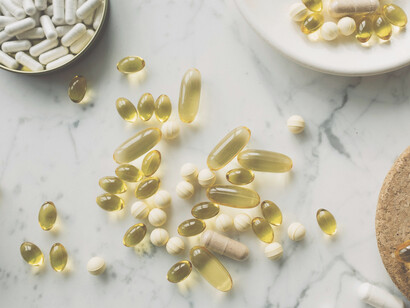 Más allá de los tratamientos sintomáticos, es útil reflexionar sobre cómo nuestras rutinas, emociones y exigencias afectan nuestro equilibrio general