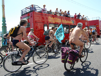 A crowd heading to the beach in Brighton