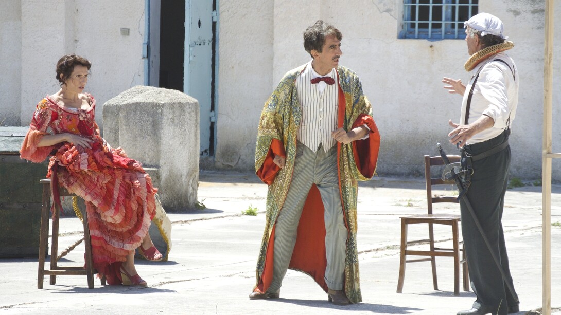 Scena del film "La stoffa dei sogni" di Gianfranco Cabiddu, con Sergio Rubini