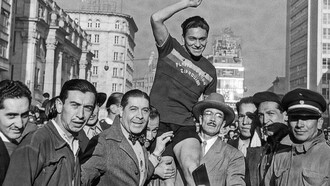 Efraín Forero (1930-2022) también conocido como 'Zipa Indomable', fue un ciclista colombiano de ruta