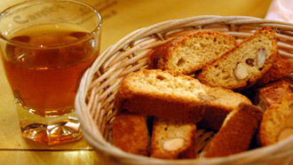 Vin Santo e cantucci