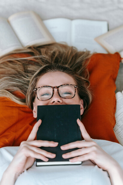 Explore como um detox digital pode transformar sua rotina e reduzir a ansiedade causada pelo uso excessivo das redes sociais