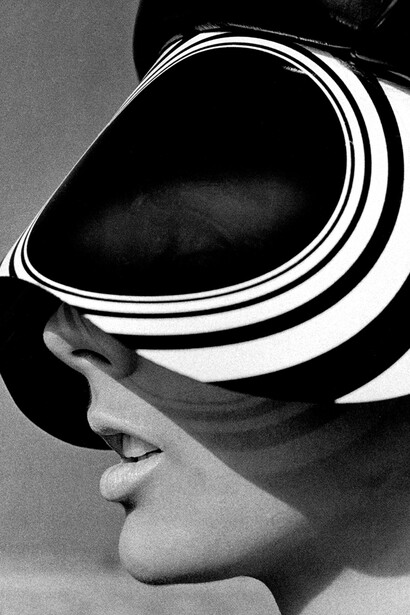 HIRO, Tilly Tizzani with Acetate Visor, New York, 1966, © Hiro