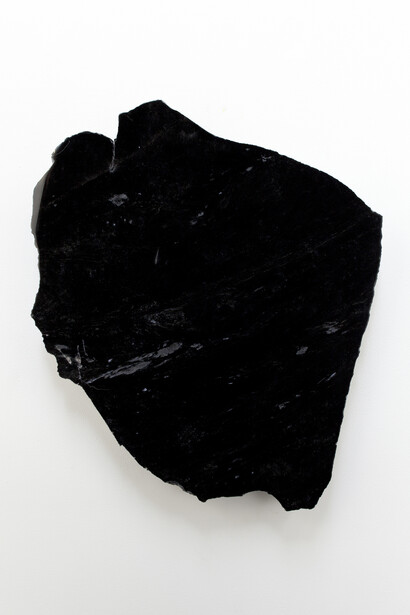 Anya Gallaccio, Know me, know me, 2014, Obsidian, 32 x 26 1/4 x 1 3/4 inches (81.3 x 66.7 x 4.4 centimeters). Courtesy of the artist and Blum & Poe, Los Angeles
