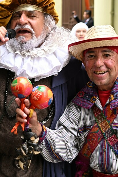 Recorrido del Pregón de Independencia en el Paseo de la Sexta y en la Plaza de la Constitución, Ciudad de Guatemala, Guatemala, 2024