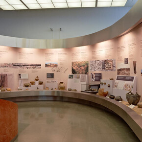 Towards the birth of cities, exhibition view. Courtesy of Archaeological Museum of Thessaloniki