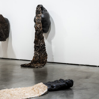 Arts of the Earth, exhibition view. Courtesy of Guggenheim Museum Bilbao