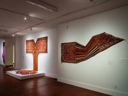 Faig Ahmed, The knot, exhibition view. Courtesy of Sapar Contemporary
