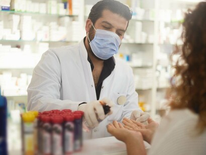 I farmacisti sono impegnati in prima linea nel contrasto della pandemia