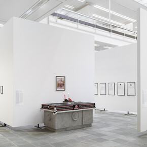 Hans Haacke, Retrospektive, ausstellungsansicht. Mit freundlicher genehmigung des Unteren Belvedere