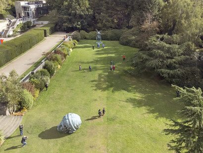 Daniel Arsham, Relics in the Landscape at Yorkshire Sculpture Park. Courtesy Perrotin Gallery and Arsham Studio. Photo by Anthony Devlin. Getty Images for Daniel Arsham