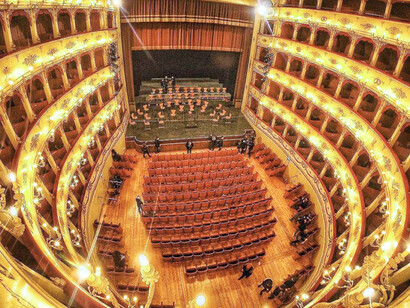 Teatro Rossini di Pesaro, Italia inaugurato nel 1818 (Foto di Lorenzo Bastianelli)