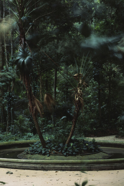 Caio Reisewitz, hausverlassung, 2015, C-print sous Diasec, 180 x 227 cm, Edition : 5 + 2EA, Courtesy Bendana I Pinel Art Contemporain & artiste