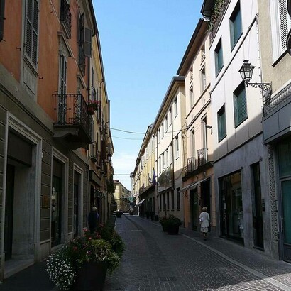 Via Emilia, Tortona, Italia