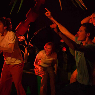 P*rn. Mit freundlicher genehmigung des Deutschen Theaters