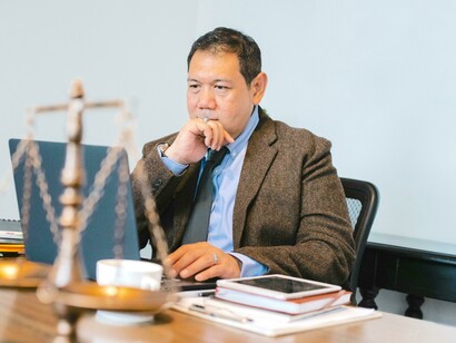 Juiz estuda casos
