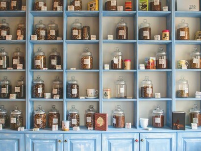 Tea store with different blends of black tea, Darjeeling tea