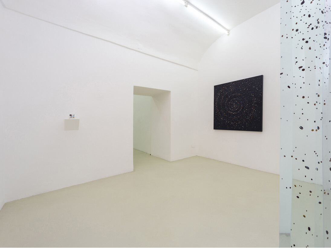 Satoshi Hirose, Heteronym, 2015, exhibition view,
Courtesy Galleria Umberto Di Marino, Napoli, Italy,
foto Danilo Donzelli
