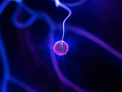 Nucleare, particella. Il paradosso dell'Italia che, nonostante l'uscita dal nucleare, continua a gestire grandi quantità di rifiuti radioattivi provenienti da varie attività