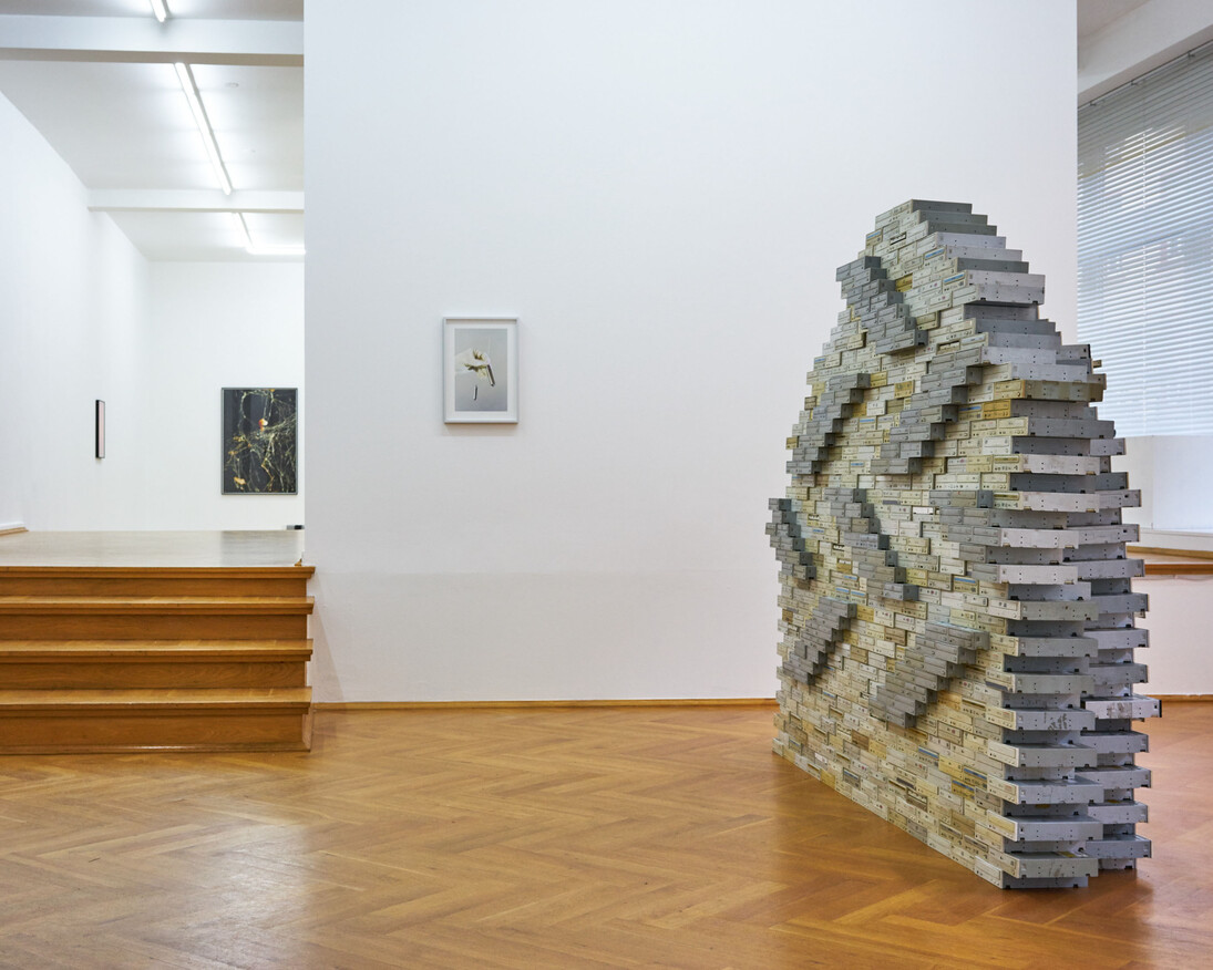 Friendly patterns, Exhibition view. Courtesy of Bernhard Knaus Fine Art