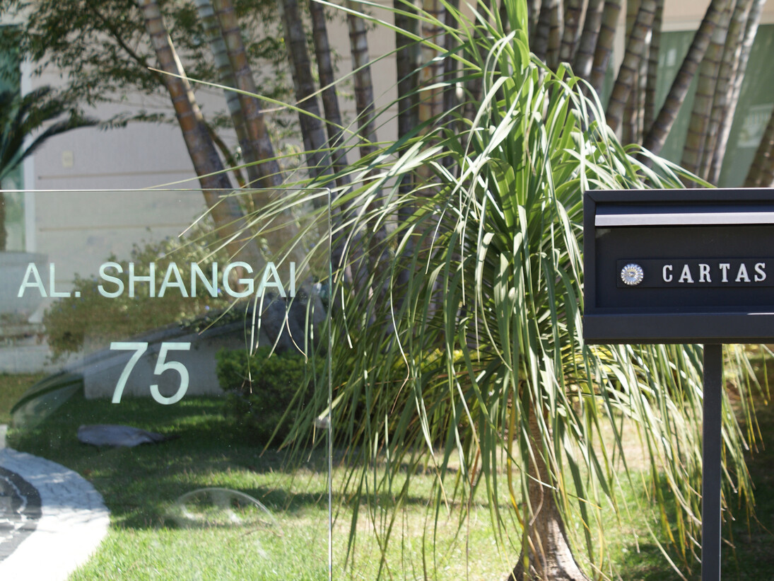 Carla Zaccagnini, Shangai em São Paulo in Shanghai, 2012, Frottage on paper and 13 inkjet prints, Variable dimensions. Photo courtesy of the artist