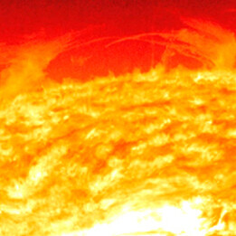 Las ráfagas de viento solar vienen en grupos y parecen tener una estructura coherente